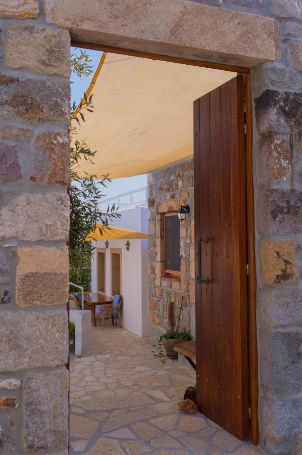 Manos House In Chora Villa Patmos Town Exterior photo