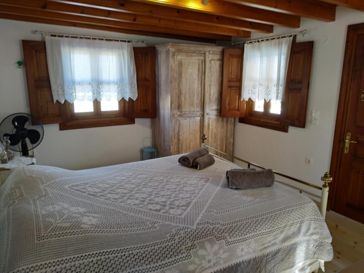 Manos House In Chora Villa Patmos Town Exterior photo