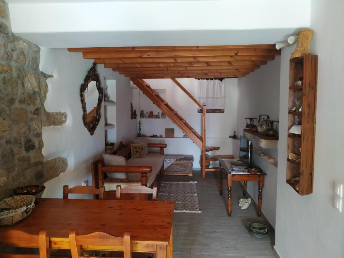 Manos House In Chora Villa Patmos Town Exterior photo